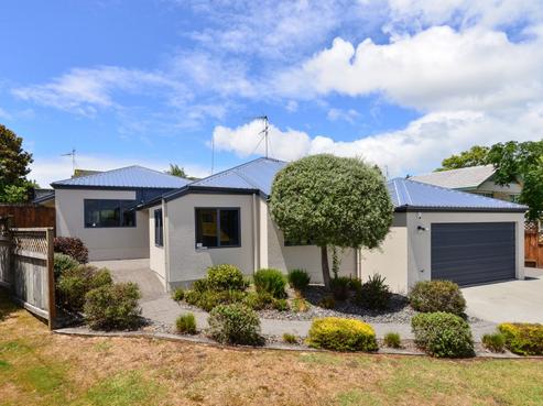 4 Silhouette Way, Western Heights