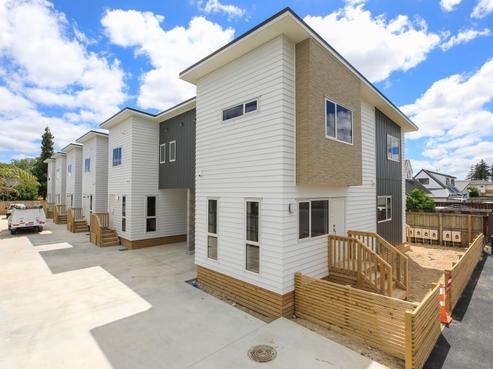 2/47 York Street, Hamilton East