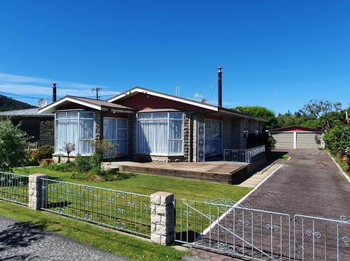 33 Inverness Street, Dunollie