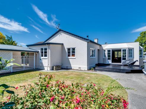 18 Anderson Road, Taradale