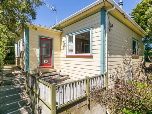 25 Royal Street, Berhampore
