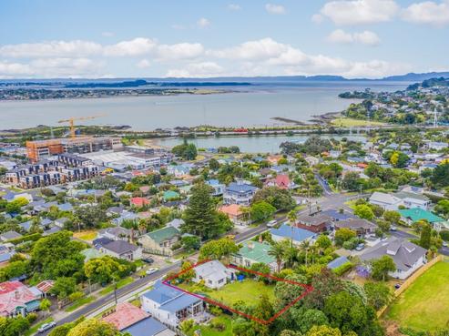 82 Arthur Street, Onehunga
