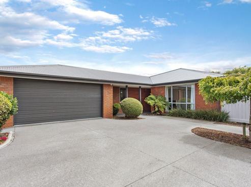 22 Brookwater Avenue, Northwood