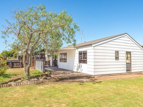 9 Cornwall Road, Springvale