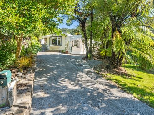 2 Rakau Grove, Stokes Valley