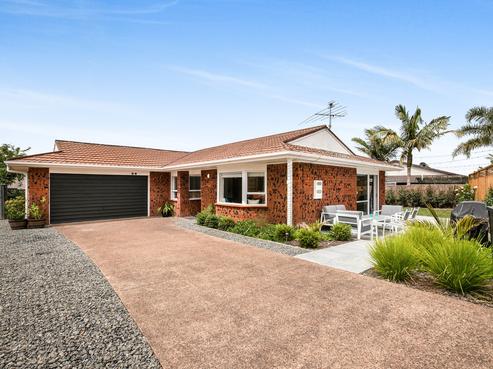 2/32 Booralee Avenue, Botany Downs