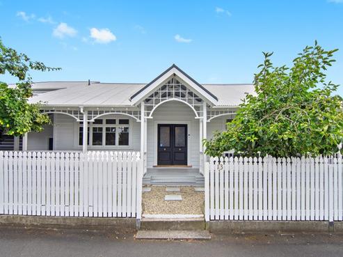 13 Myrtle Street, Hamilton East