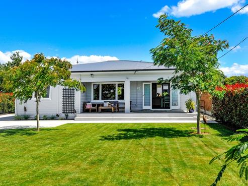 38 Tucker Lane, Clive