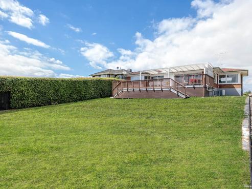 5 Karaka Road, Beachlands