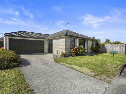 34 Saxon Woods Drive, Rototuna North