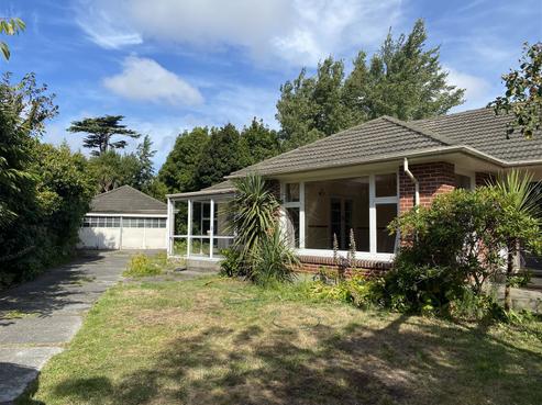 33 Joyce Crescent, Ilam