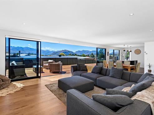 18 Sapphire Spring Rise, Wanaka