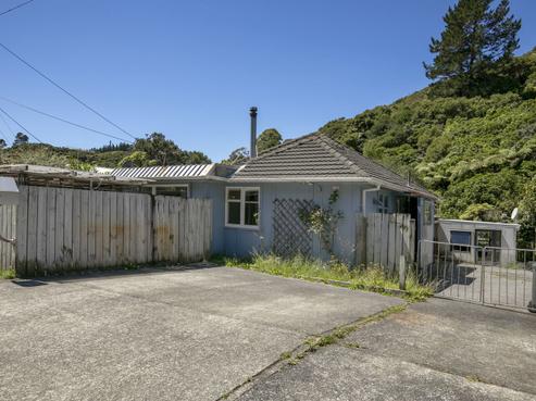 19 Sunny Grove, Wainuiomata