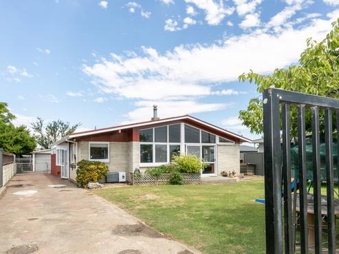 93 Wycliffe Street, Onekawa