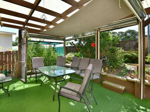 1/840 Whangaparaoa Road, Manly