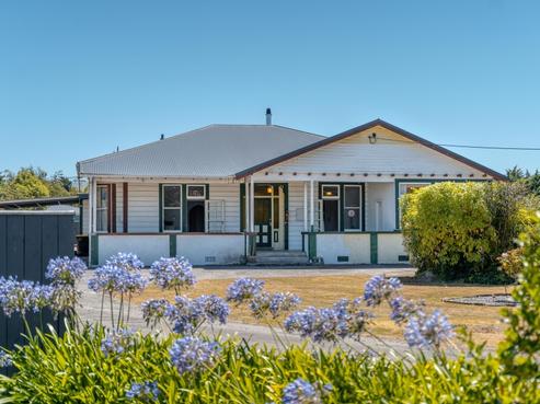 116 South Road, Solway