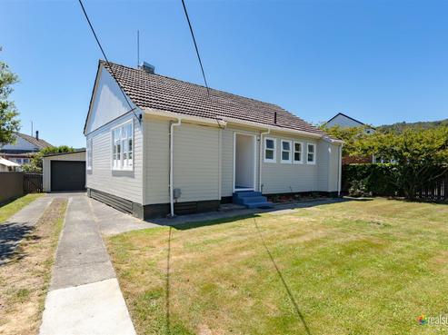 101 Waddington Drive, Naenae