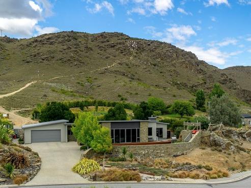 31 Lookout Drive, Alexandra