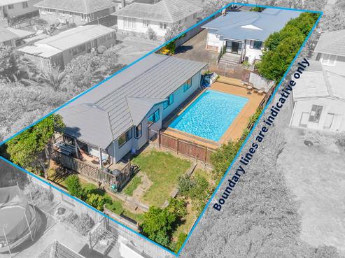 15 Kirrie Avenue, Te Atatu South