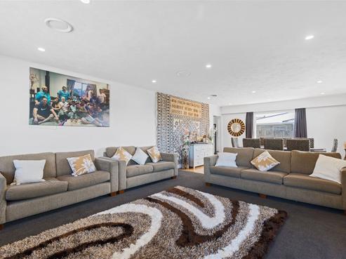 12 Marewa Street, Te Atatu South