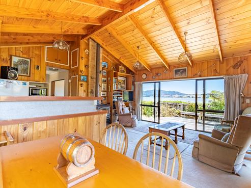 3175 State Highway 10, Mangonui