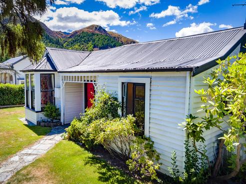 11 Anglesea Street, Arrowtown