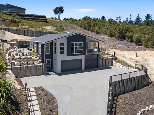 5 Wall Street, Kaiteriteri