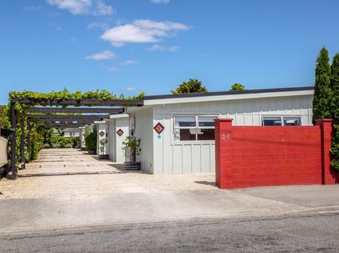 24 Cologne Street, Martinborough