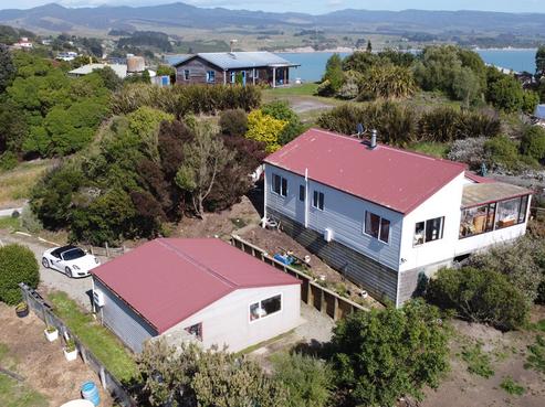 21 Wilson Street, Moeraki
