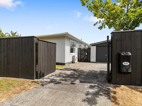 43 Ruthven Road, Wainuiomata
