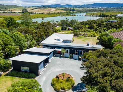 46 Estuary Drive, Mangawhai Heads