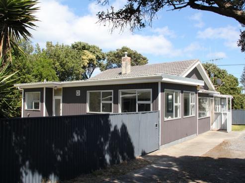 82 Moana Street, Otaki Beach