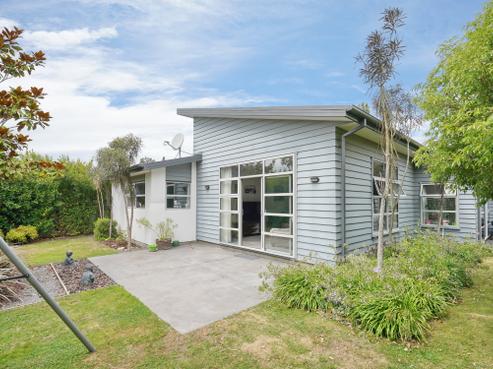 82 Hakatere Road, Pegasus