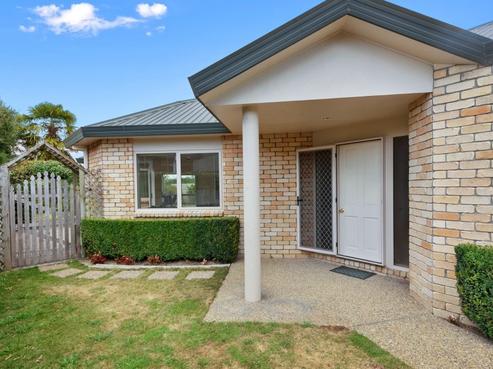 6 Ruby Court, Chartwell