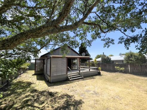 115B Charleston Avenue, Whangamata