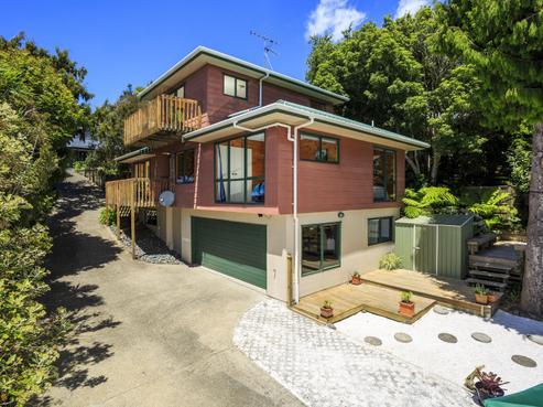 14A Deep Creek Road, Torbay