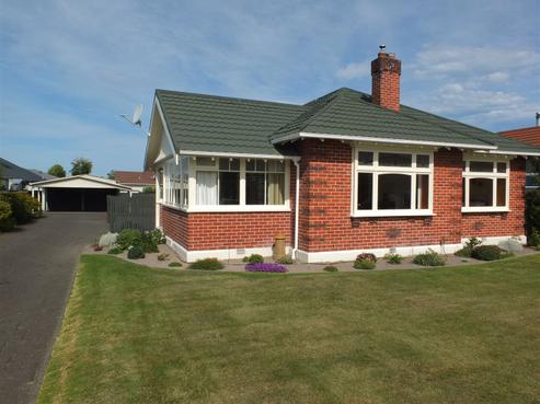 2A Ranfurly Street, West End