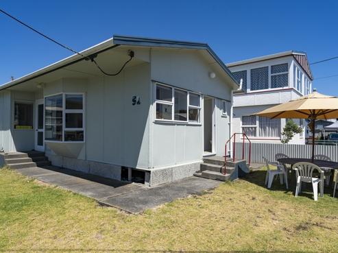 51 Fifth Avenue, Urenui