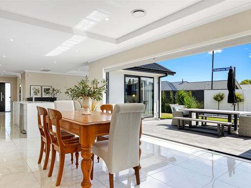 7 Redbrook Road, Casebrook