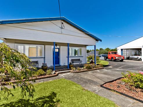 94 Awaroa Road, Sunnyvale