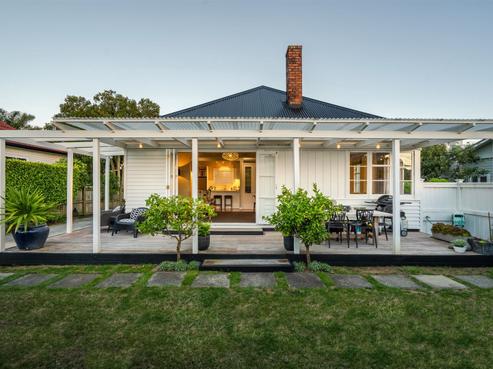 1/193 Queen Street, Northcote Point
