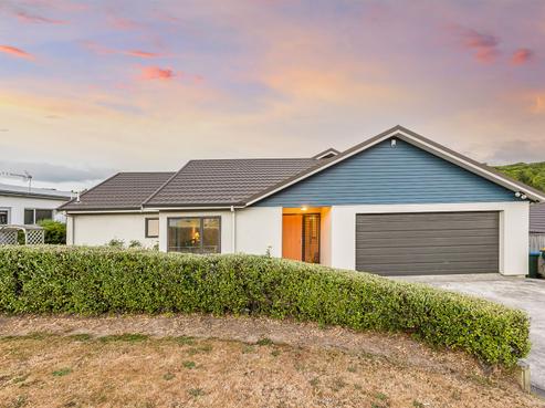 45 Te Puia Drive, Aotea