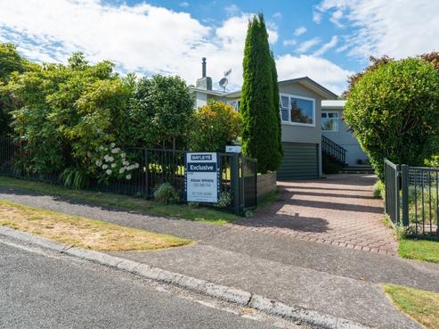 1/37 Henry Hill Road, Taupo