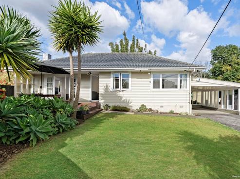 18 Alma Street, Te Atatu South