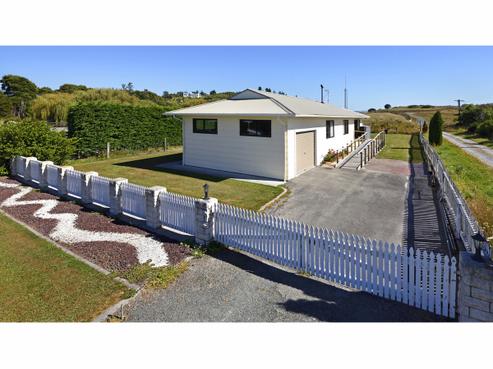 177 Kina Beach Road, Tasman