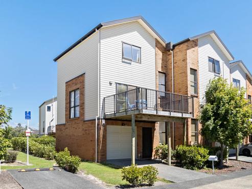 59/172 Mcleod Road, Te Atatu South