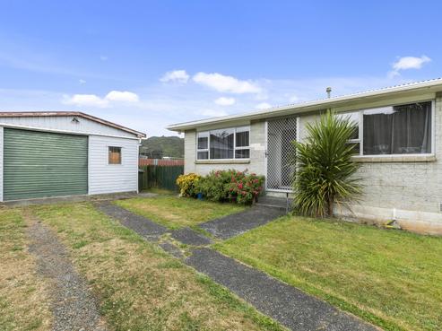 1/34 Matthews Road, Wainuiomata