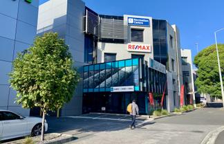 Profile, carparking, convenience 