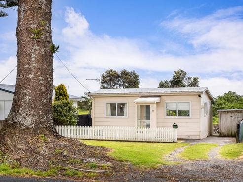28 Battiscombe Terrace, Waitara