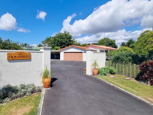 43 Harbour View Road, Point Wells